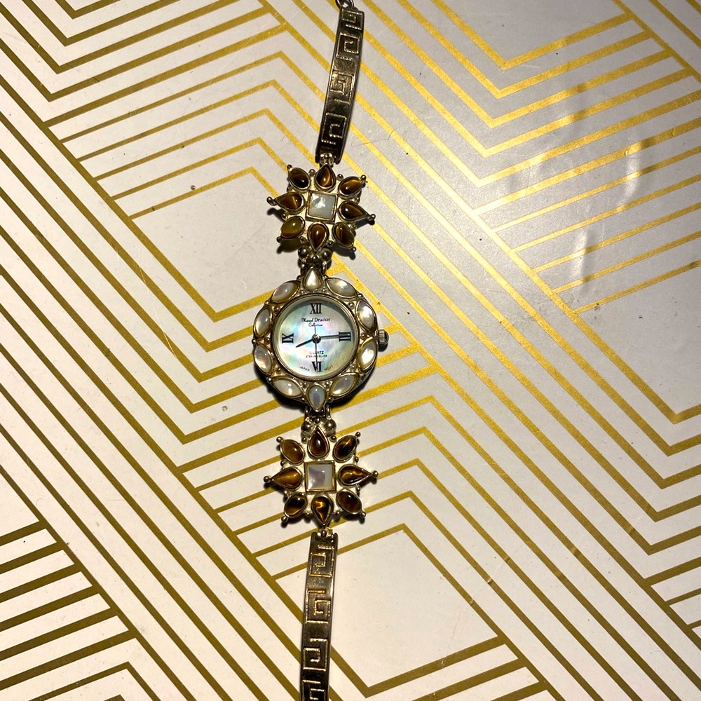 Vintage bracelet watch